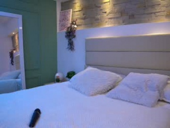 ashley_jones9 chaturbate stream image