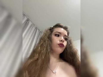 YourLadyyy bongacams stream image