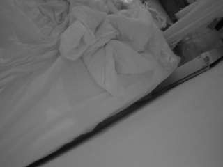voyeurcam-julmodels-whitebed-4 camsoda stream image, 16.06.2026 12:00