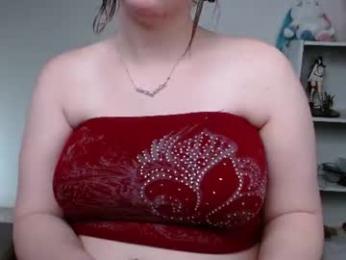 krystalsyxx chaturbate stream image, 18.06.2026 13:40