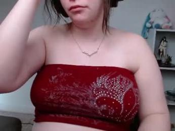 krystalsyxx chaturbate stream image, 18.06.2026 13:40