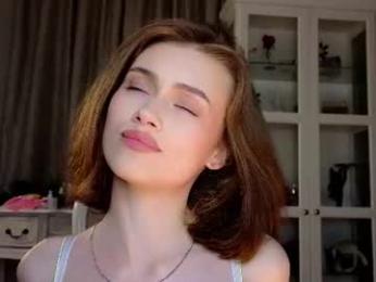 bluuemarine chaturbate stream image, 19.06.2026 17:10