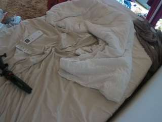 voyeurcam-julmodels-whitebed-4 camsoda stream image, 24.06.2026 06:30