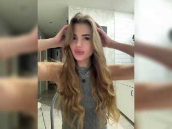 SweetyMia bongacams stream image