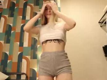 w1xll chaturbate stream image, 03.08.2026 10:20
