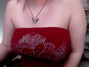 krystalsyxx chaturbate stream image, 05.08.2026 14:50