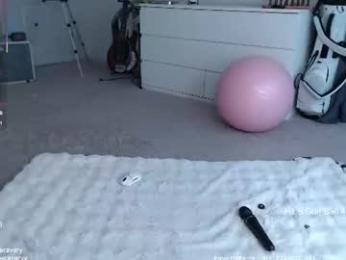 petitebrat chaturbate stream image, 10.08.2026 14:00