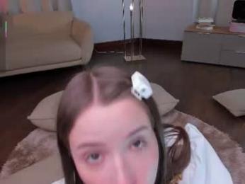 glowhub_ chaturbate stream image, 23.08.2026 20:00