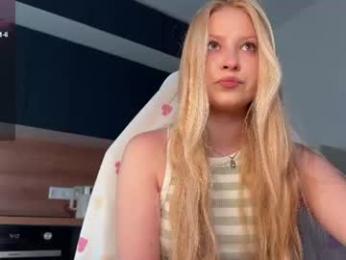 kittyloffe chaturbate stream image, 26.08.2026 03:10