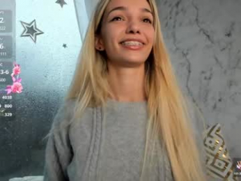 sassyt33n chaturbate stream image