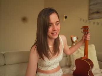 newchloe18 chaturbate stream image, 29.08.2026 12:00