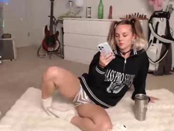 petitebrat chaturbate stream image, 30.08.2026 22:30