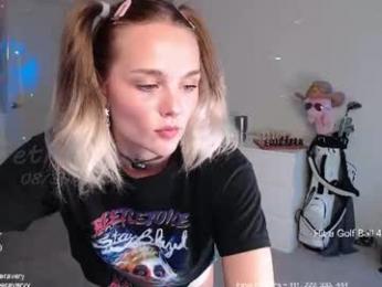 petitebrat chaturbate stream image, 30.08.2026 22:30