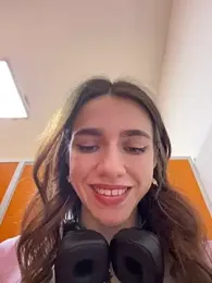 Lily__Belle stripchat stream image