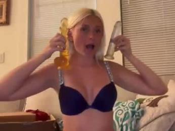 krazyykat chaturbate stream image, 02.09.2026 00:30