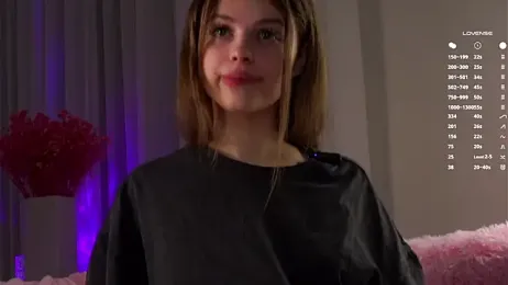 KarinBates stripchat stream image