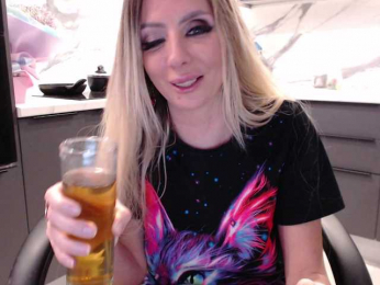 blondalina bongacams stream image