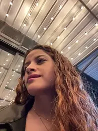 alana15 stripchat stream image