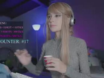 lonelly_lolly98 chaturbate stream image, 19.09.2026 02:20
