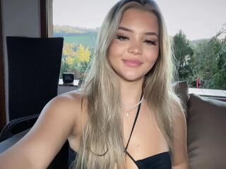 Britney Bardot flirt4free stream image, 29.09.2026 13:00