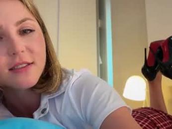 girl_next_door19 chaturbate stream image, 30.09.2026 01:50