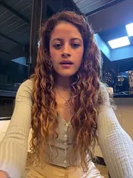 alana15 stripchat stream image