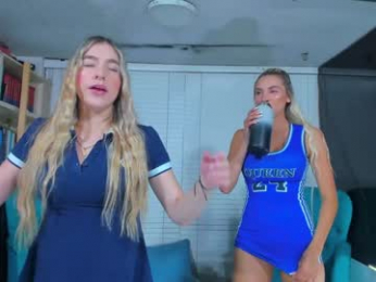 cuteanddesesperate chaturbate stream image