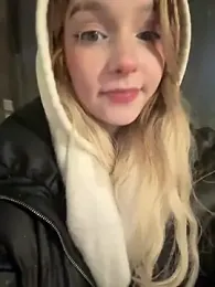 Baby_Tiny stripchat stream image