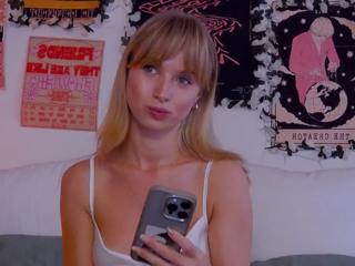 Emma Wilde flirt4free stream image