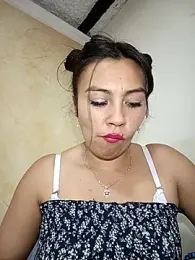 LIZ-06_ stripchat stream image