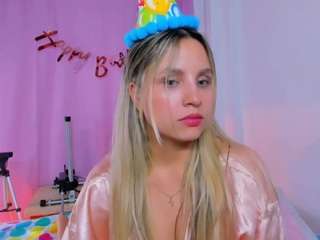 vaiolet-rose camsoda stream image