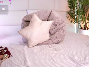 JuliaDragon bongacams stream image