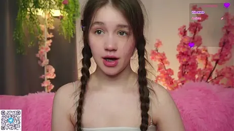 AmiLewis stripchat stream image