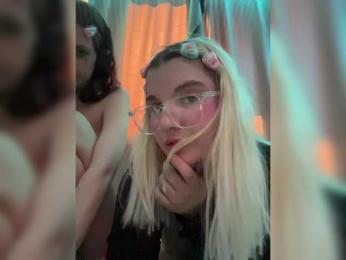 Molly-and-Ewa bongacams stream image, 17.03.2025 10:20