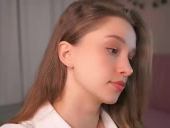 little_poetry chaturbate stream image