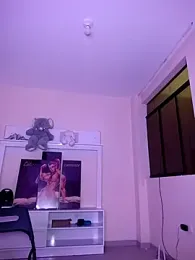 Latin_summer stripchat stream image