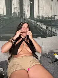 Bigbuttbrooklynn stripchat stream image