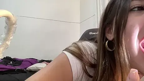 Lolykush stripchat stream image