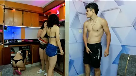 royalgirls_x stripchat stream image