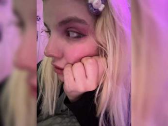 Molly-and-Ewa bongacams stream image, 20.03.2025 09:20