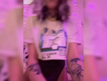 Molly-and-Ewa bongacams stream image, 20.03.2025 09:20