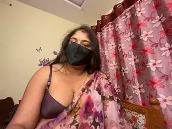 LouleyRanii stripchat stream image