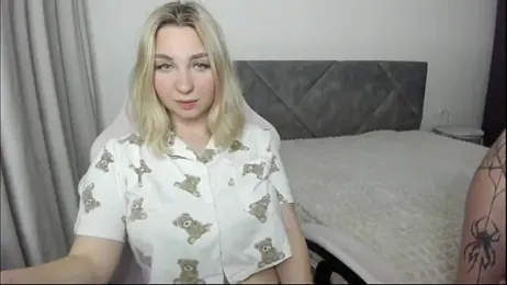 llolilove stripchat stream image