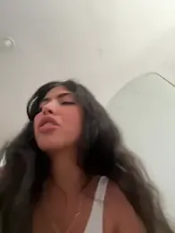 Gaby_zahir_ stripchat stream image