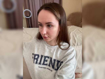 PLEELUS bongacams stream image