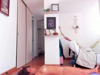 karlyee camsoda stream image