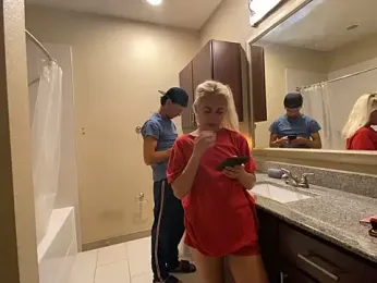 girlfriendmissy stripchat stream image