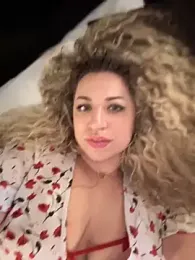 miamellycious stripchat stream image