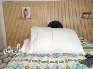 cloe-adams camsoda stream image