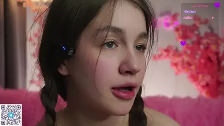 AmiLewis stripchat stream image